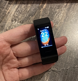 Обзор на фитнес-браслет Xiaomi Redmi Band - покупать или нет?