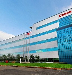Во втором квартале 2018 года Canon снизили продажи камер, однако выручает спрос на оборудование для выпуска OLED панелей.