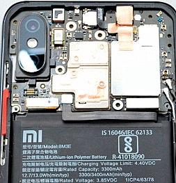 Разбираем и изучаем в деталях Xiaomi Mi8