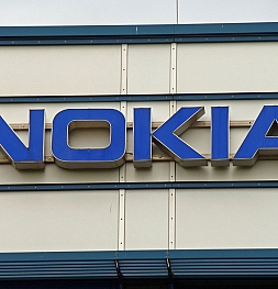 Смартфон Nokia 7.1 С двойной камерой Zeiss поступил в продажу в России.