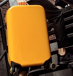 Яркий гость: мини-обзор чемодана 90 Points Smart Suitcase со сканером отпечатка пальцев