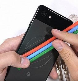 Новый смартфон от компании Google - Pixel 3XL прошел тесты блогера JerryRigEverything