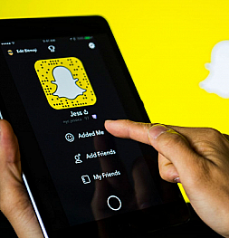 Сервис Snapchat продолжает активно терять пользователей