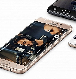 Компания Samsung обновила смартфон, вышедший более 2 лет назад
