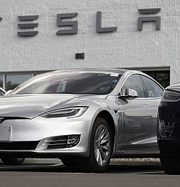 Компания Tesla приняла решение сократить количество опций и увеличить цену на авто