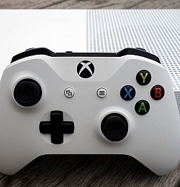 Новая игровая консоль Xbox One S будет стоить дешевле, а также не получит дисковода