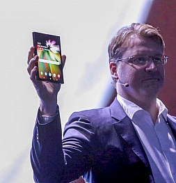 Компания Oppo покажет свой складной смартфон уже на выставке MWC 2019