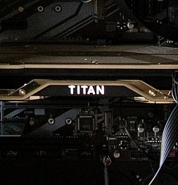 Топовая на данный момент видеокарта Nvidia RTX Titan засветилась на фото