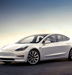 Производство одной модели Tesla Model 3 обходится в 38 000 долларов.