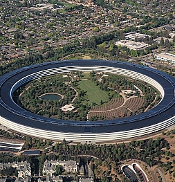 В компанию Apple перешел специалист из Google. Он будет возглавлять отдел искусственного интеллекта