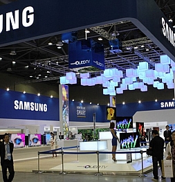 Компания Samsung в будущем году планирует замедлить свое производство микросхем