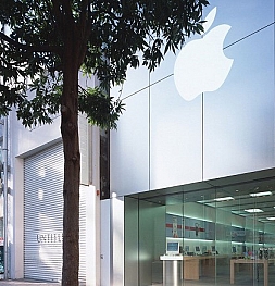 Компания Apple закрывает свой самый маленький магазин в Японии