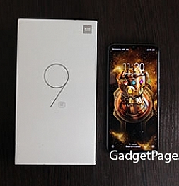 Распаковка, первое мнение и живые фотографии Xiaomi Mi 9 SE