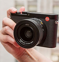 Маленький, но сильный и бесстрашный воин: новая компактная камера Leica Q2.