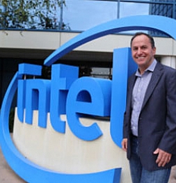 CEO Intel Боб Свон обвинил в задержке 10-нм тех. процесса "слишком агрессивные инновации