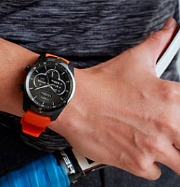 Mobvoi Ticwatch Pro - особенные часы для любителей редких вещей