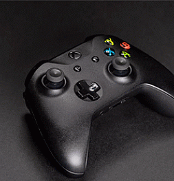 Теперь Apple официально продаёт геймпады для Xbox. PlayStation 4 пока что не достойна такой чести