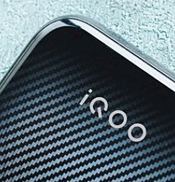 Новый смартфон Vivo iQOO под номером модели V1936A набрал в AnTuTu 477 тысяч баллов