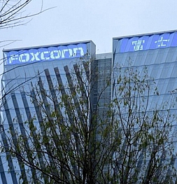 Apple в безопасности. Главный завод Foxconn возобновляет свою работу