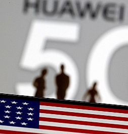 Бывший глава Google раскрыл настоящую причину войны США и Huawei