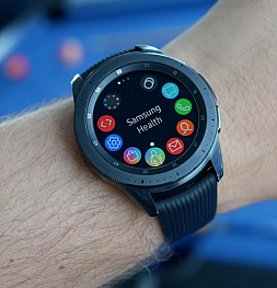Samsung Galaxy Watch 3 показали на живых фото во включенном состоянии