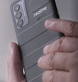 Realme показала официальные фотографии Realme GT Master Edition