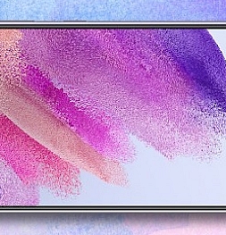 Samsung Galaxy S21 FE 5G быть: новинка замечена в консоли Google Play