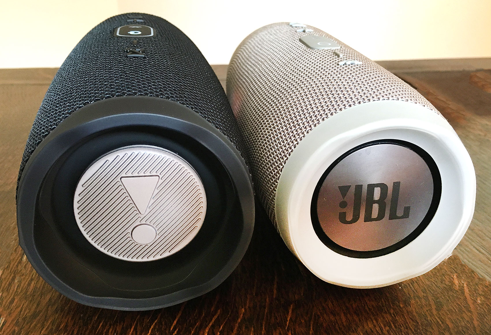 can you connect jbl charge 3 and 4