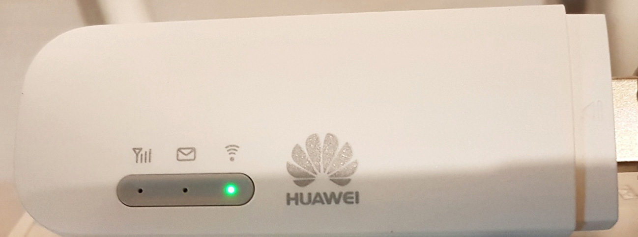 Обзор мобильных роутеров Huawei / Хабр