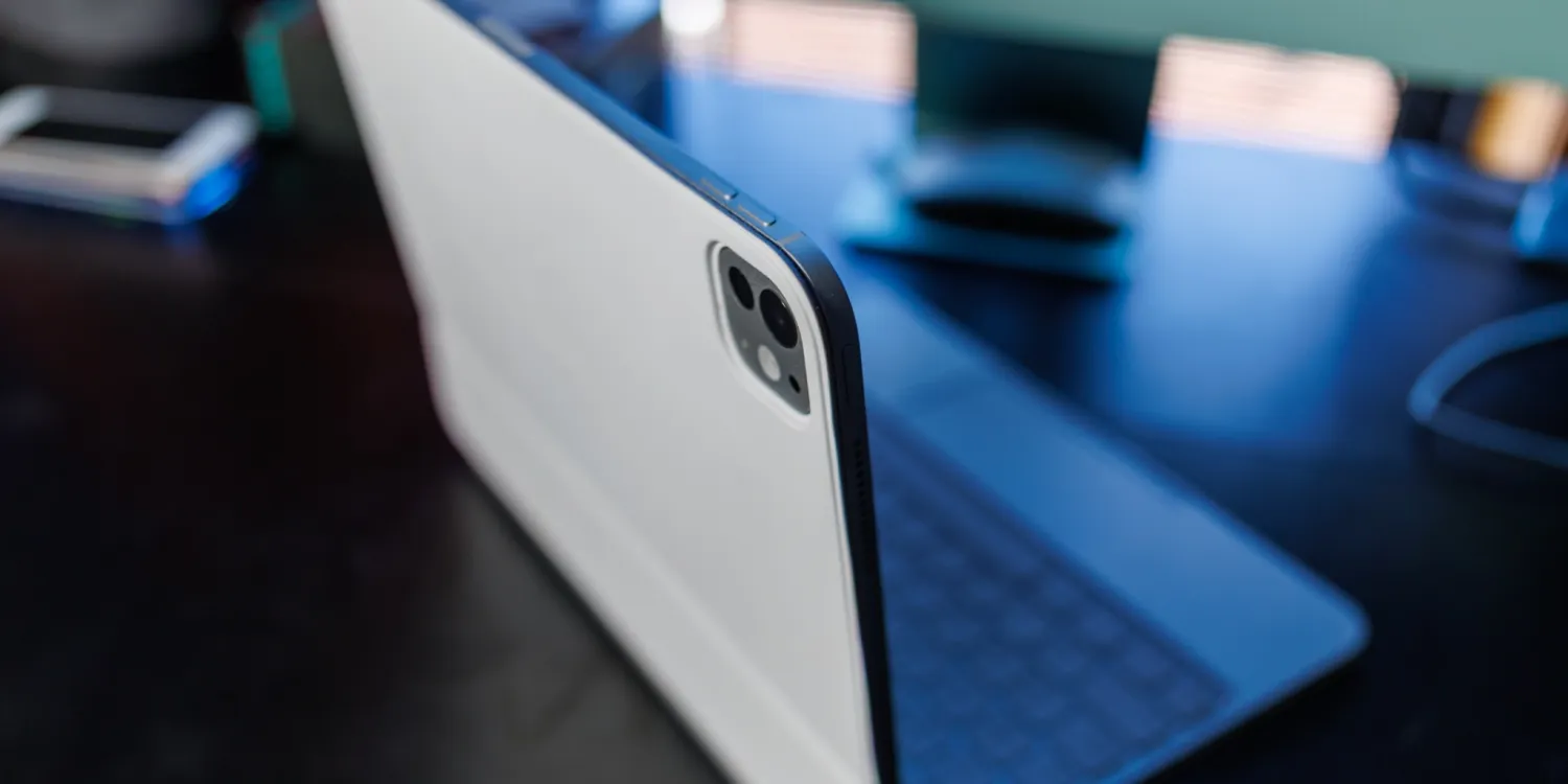 Apple готовит 18-дюймовый складной iPad: премиум-экран, цена около $3000 и релиз не раньше 2029 года